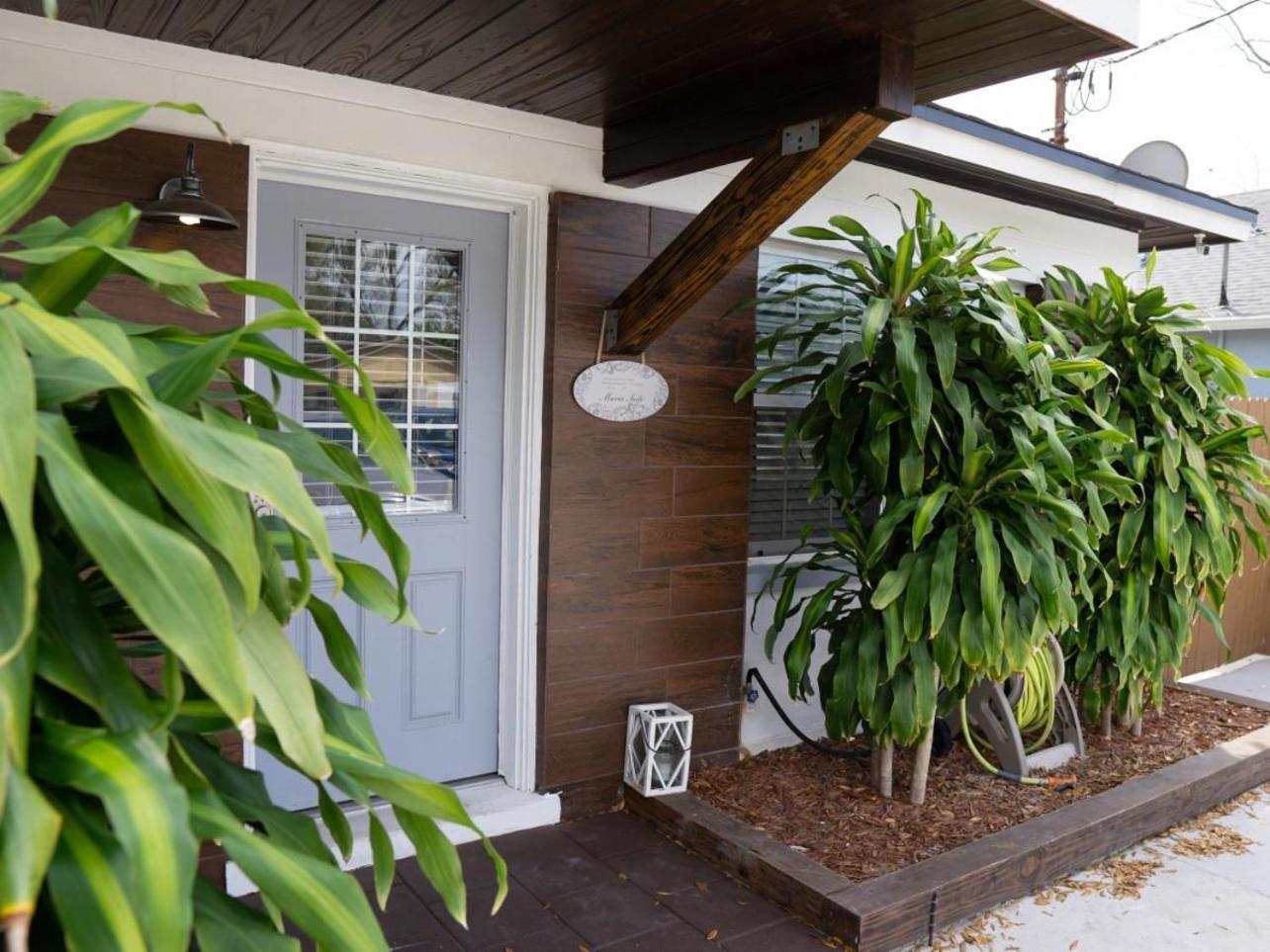 Mi Casa Es Tu Casa, Airport Suites Tampa Extérieur photo