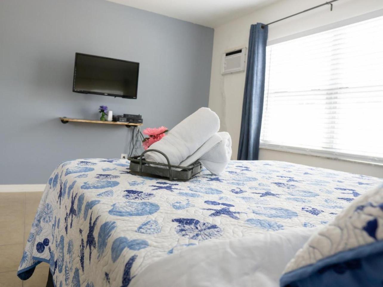 Mi Casa Es Tu Casa, Airport Suites Tampa Extérieur photo