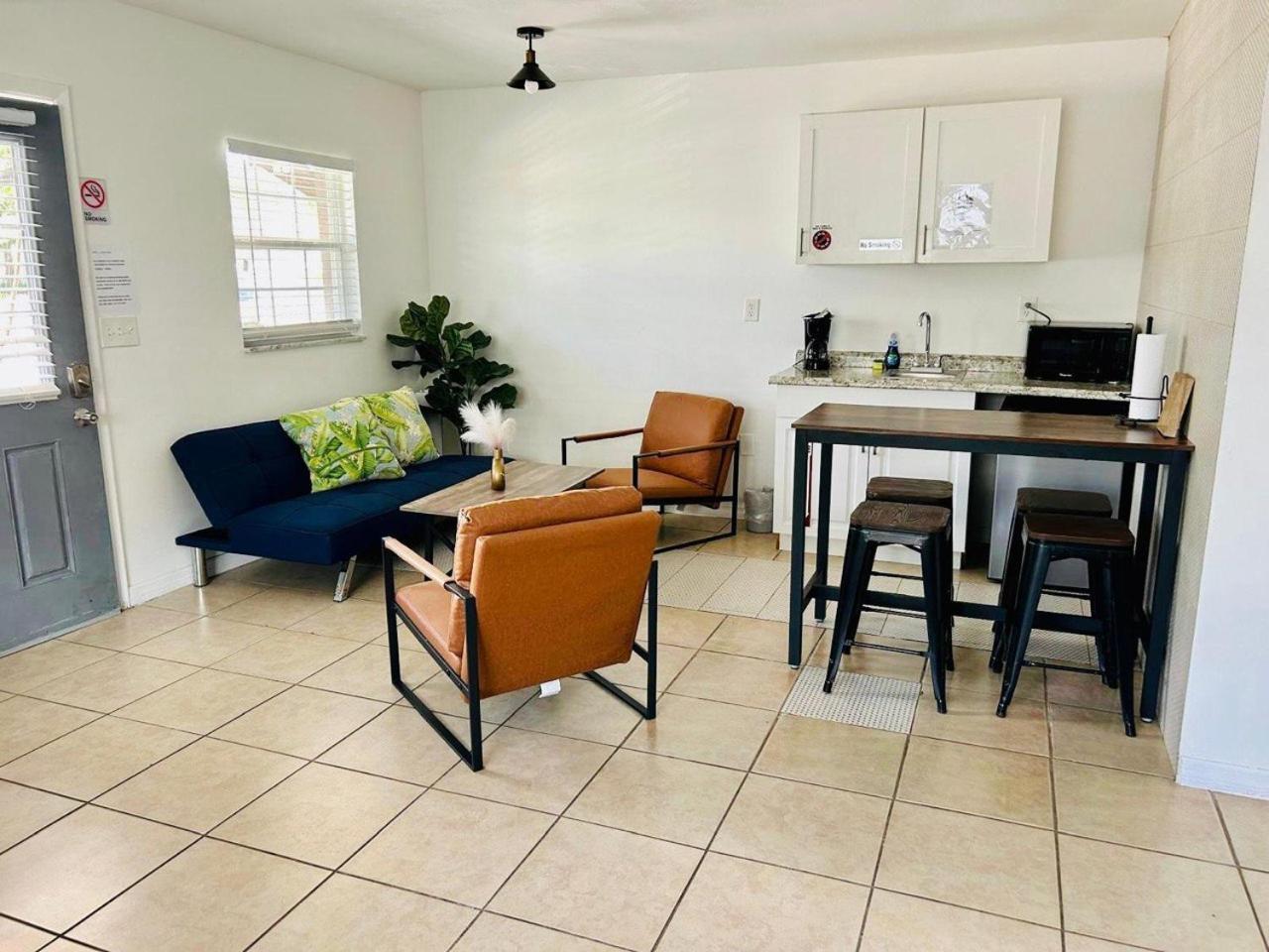 Mi Casa Es Tu Casa, Airport Suites Tampa Extérieur photo